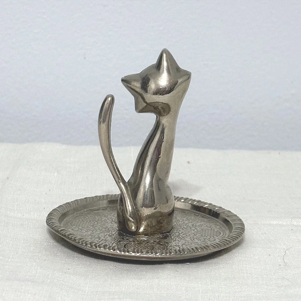 Vintage Silver Plated Cat Ring Holder Etched Tray Blue Rhinestone Eyes EP Zinc